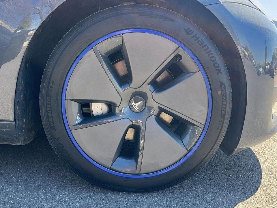 2023 Tesla Model 3 - Image 10 of 21