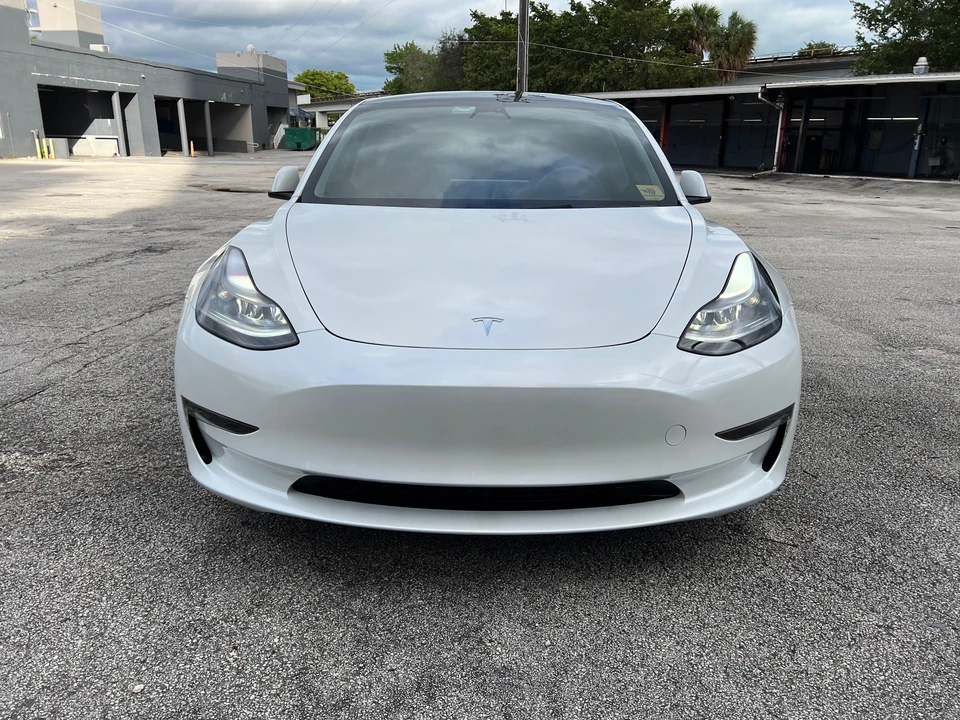 2023 Tesla Model 3 - Image 6 of 31