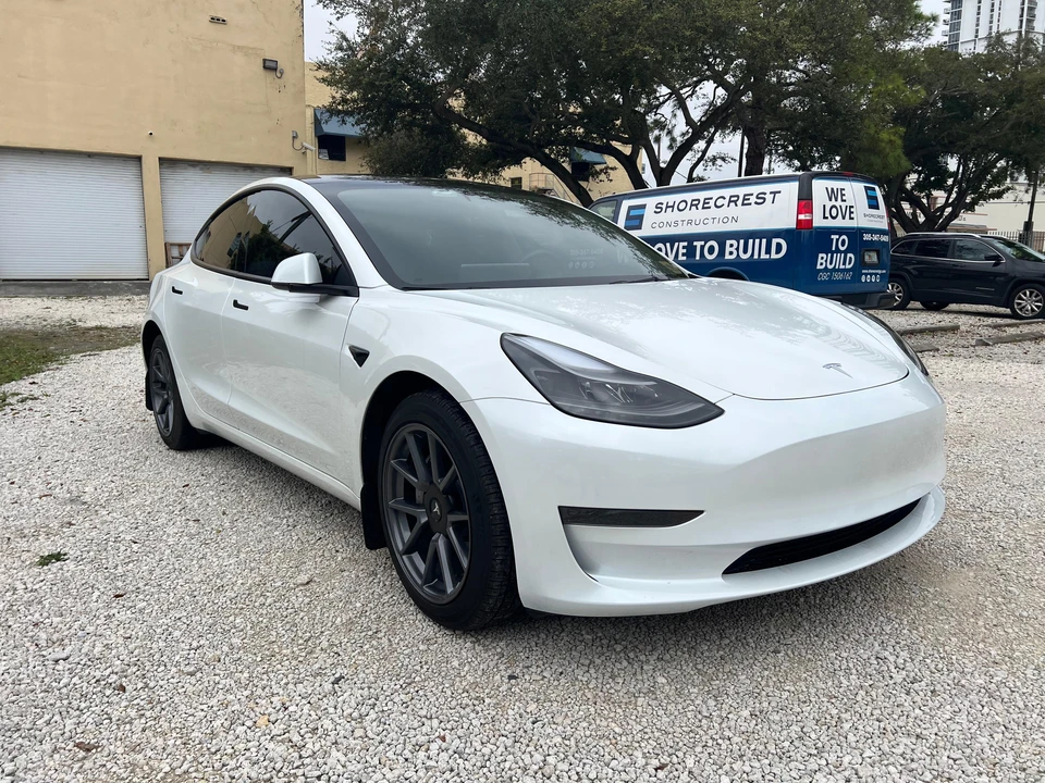 2023 Tesla Model 3 - Image 20 of 31