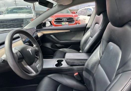 2023 Tesla Model 3 - Image 10 of 12