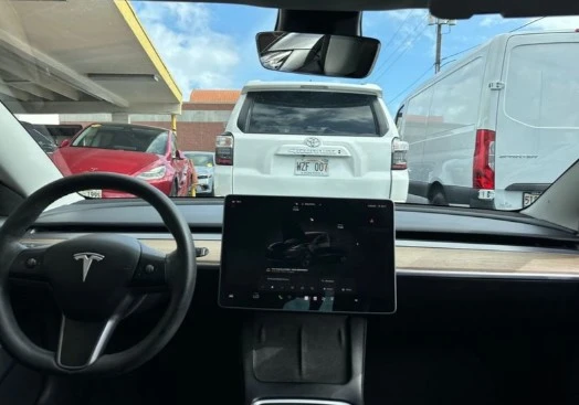 2023 Tesla Model 3 - Image 9 of 12