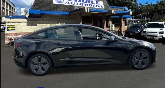 2023 Tesla Model 3 - Image 3 of 12