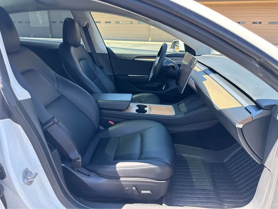 2023 Tesla Model 3 - Image 18 of 19