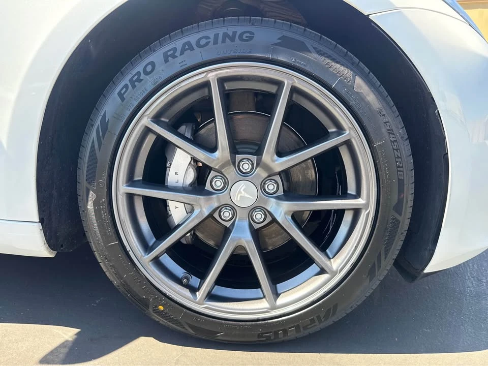 2023 Tesla Model 3 - Image 9 of 19