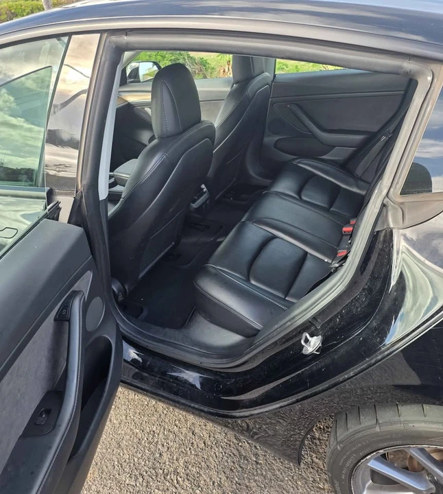2023 Tesla Model 3 - Image 13 of 16
