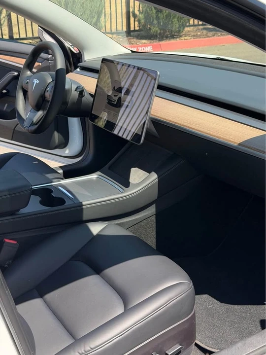 2023 Tesla Model 3 - Image 10 of 16