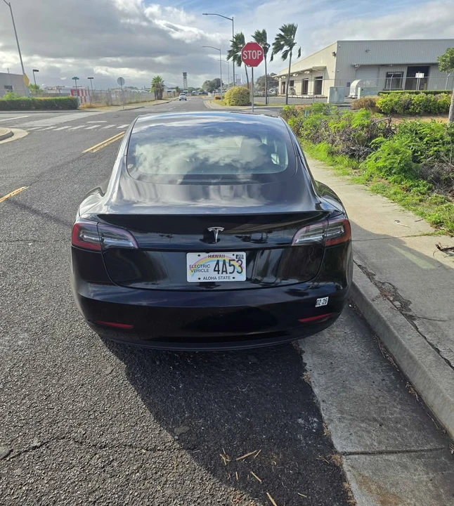 2023 Tesla Model 3 - Image 9 of 16
