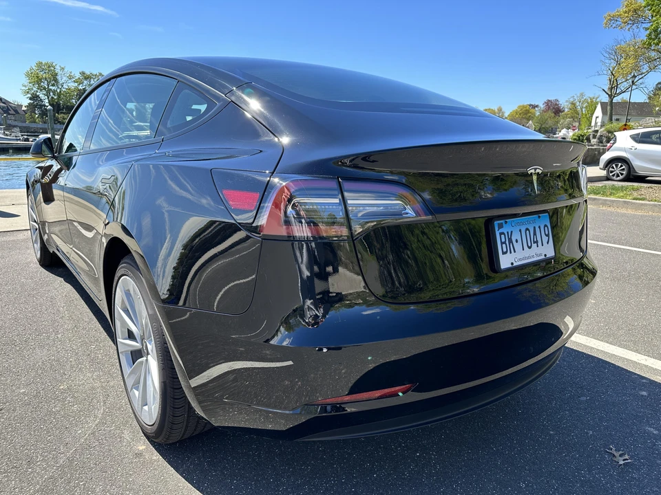 2023 Tesla Model 3 - Image 11 of 31