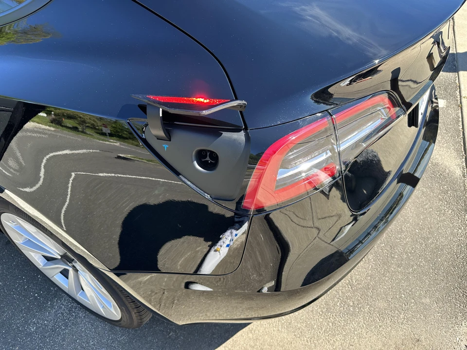 2023 Tesla Model 3 - Image 25 of 31