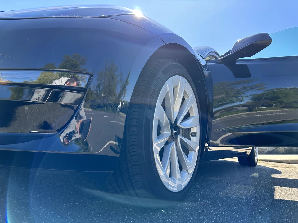 2023 Tesla Model 3 - Image 23 of 31