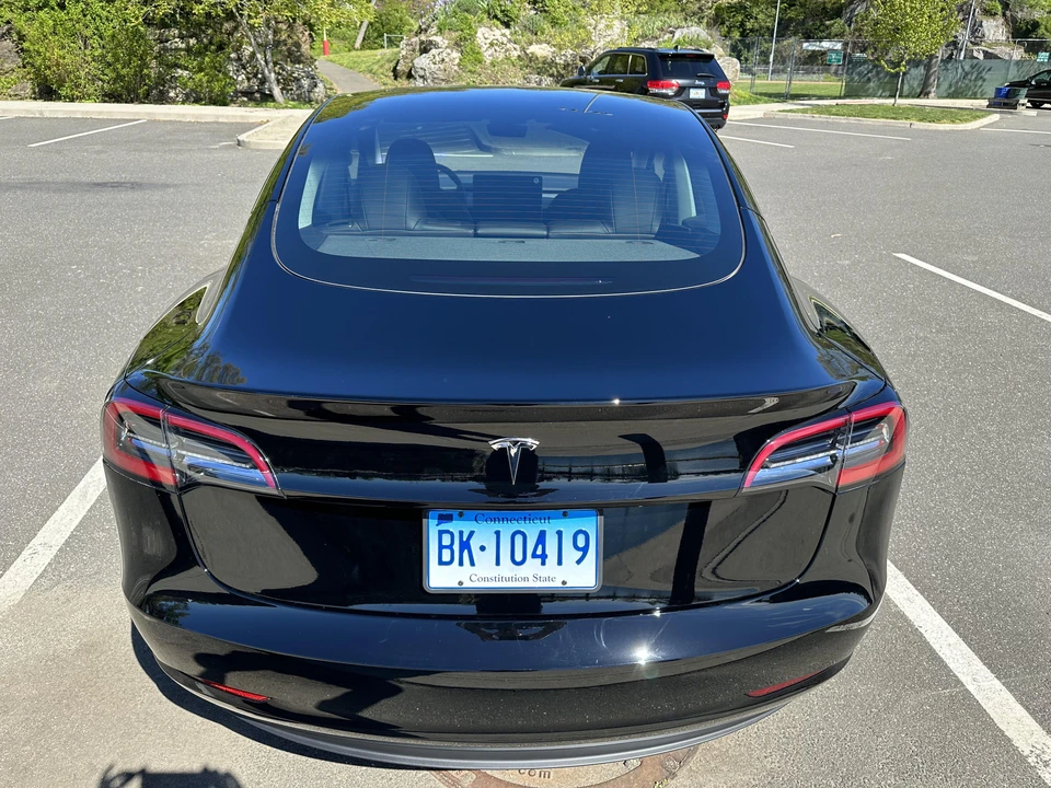 2023 Tesla Model 3 - Image 12 of 31