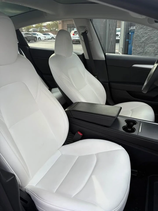 2023 Tesla Model 3 - Image 5 of 9