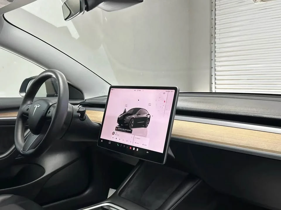 2023 Tesla Model 3 - Image 6 of 13