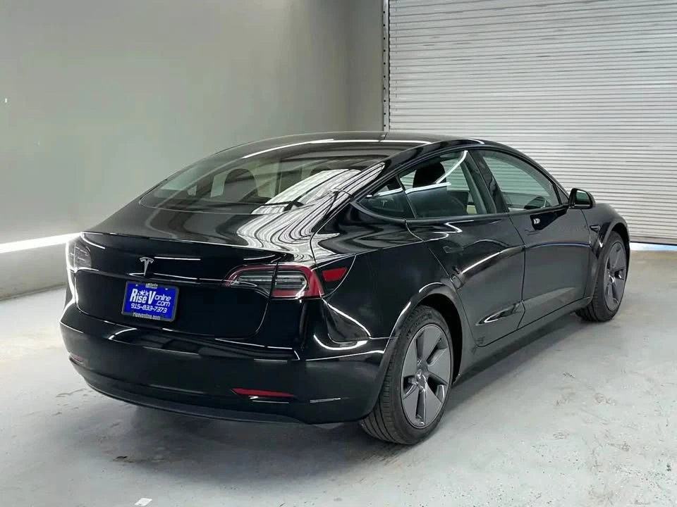 2023 Tesla Model 3 - Image 5 of 13