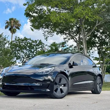 2023 Tesla Model 3 Standard Range Plus