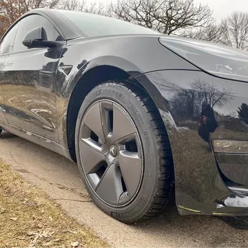 2023 Tesla Model 3 Standard Range