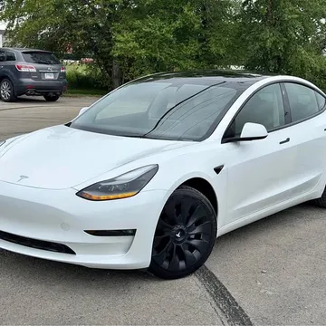 2023 Tesla Model 3 Standard Range