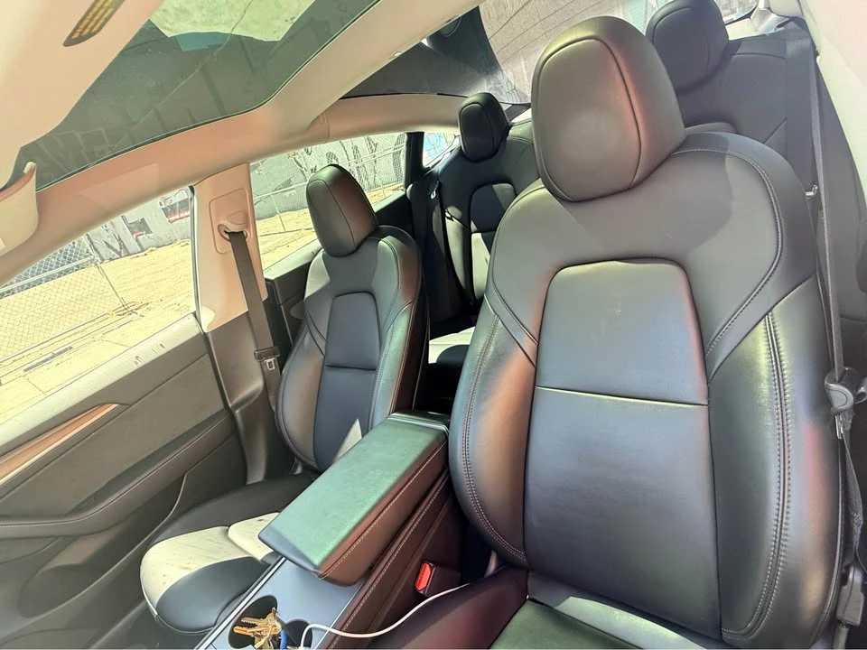 2023 Tesla Model 3 - Image 6 of 10