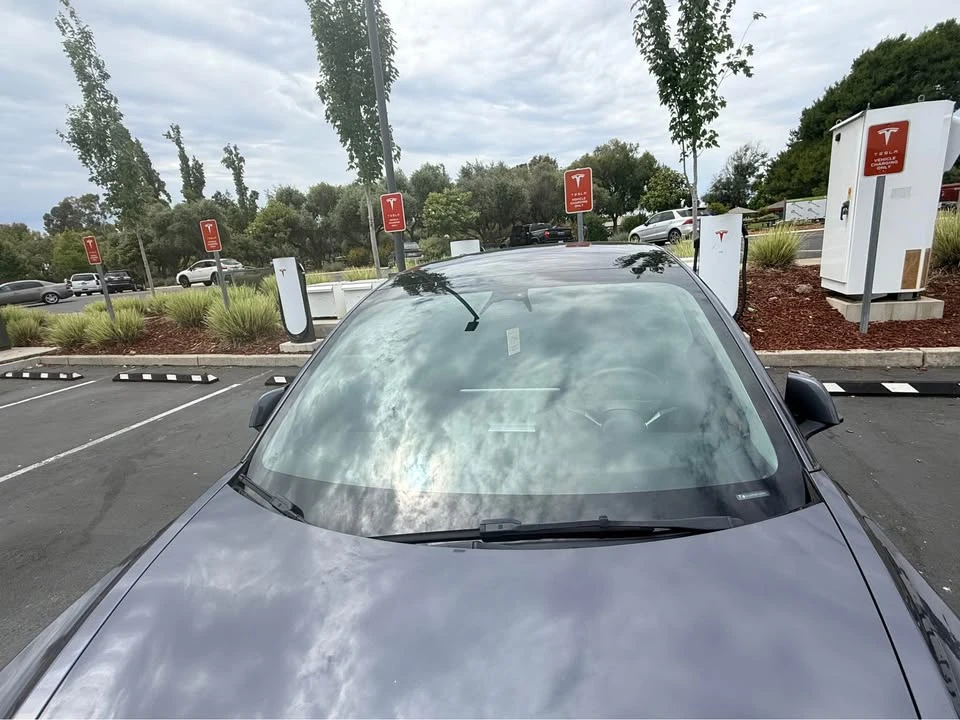 2023 Tesla Model 3 - Image 9 of 10