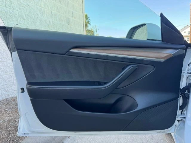 2023 Tesla Model 3 - Image 29 of 31