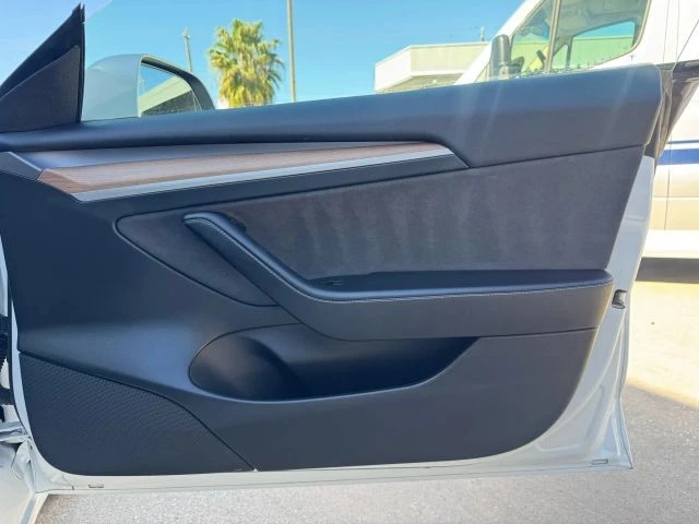 2023 Tesla Model 3 - Image 26 of 31