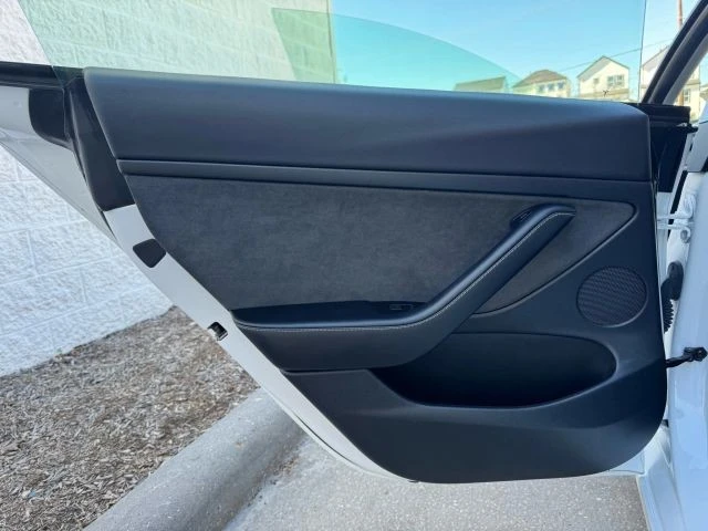 2023 Tesla Model 3 - Image 28 of 31