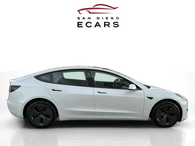 2023 Tesla Model 3 - Image 4 of 12