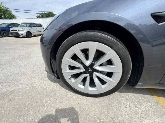 2023 Tesla Model 3 - Image 7 of 8
