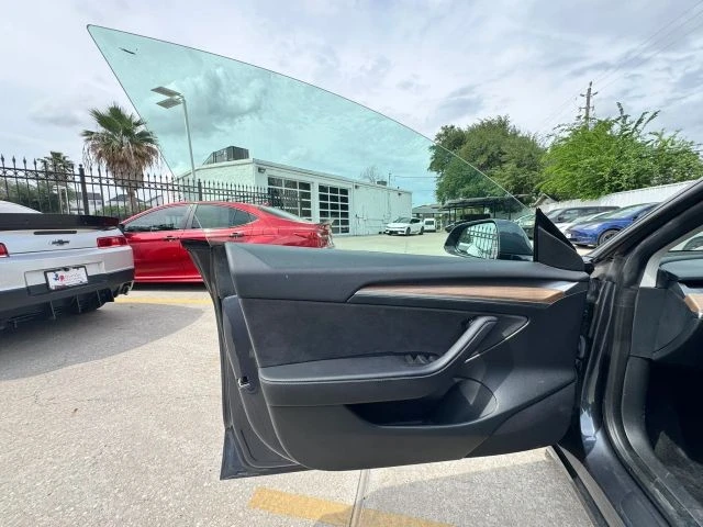 2023 Tesla Model 3 - Image 6 of 8