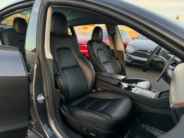 2023 Tesla Model 3 - Image 11 of 12
