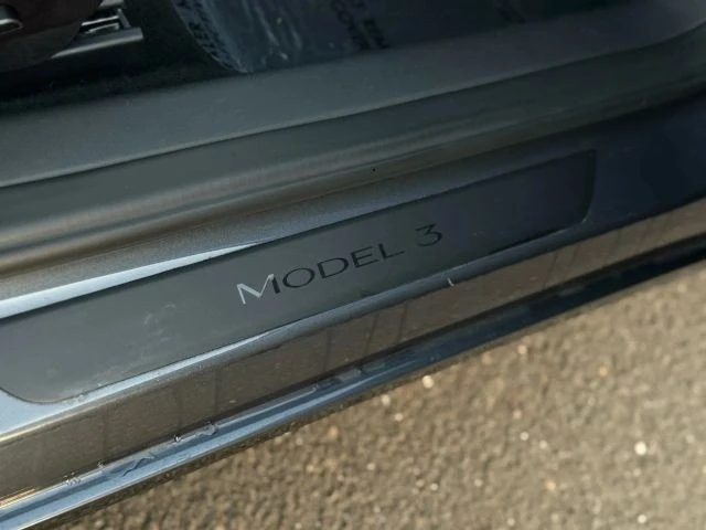2023 Tesla Model 3 - Image 14 of 21