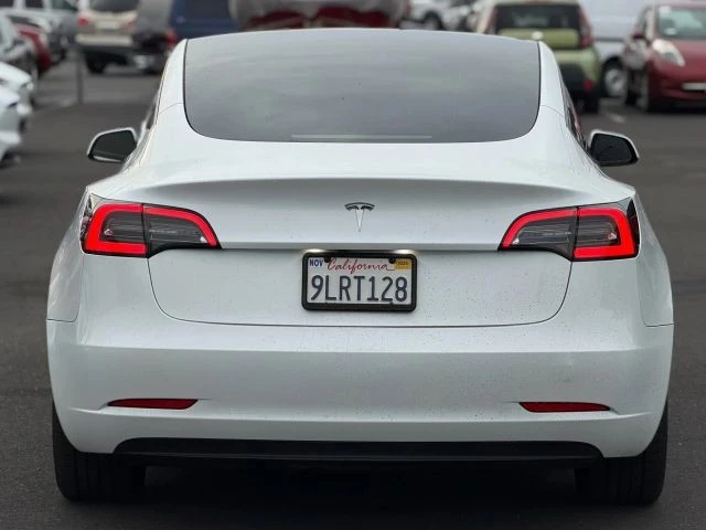 2023 Tesla Model 3 - Image 7 of 21