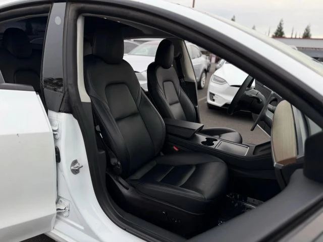 2023 Tesla Model 3 - Image 10 of 21
