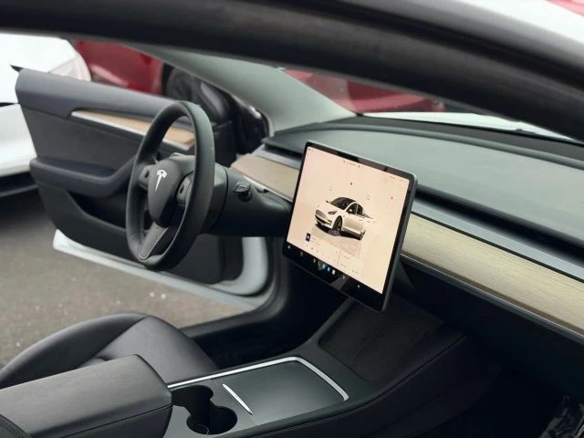 2023 Tesla Model 3 - Image 12 of 21