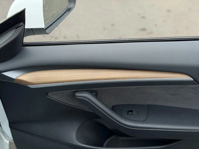 2023 Tesla Model 3 - Image 16 of 21