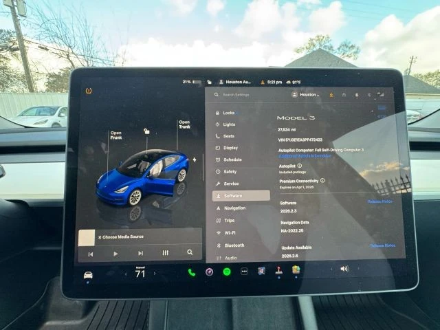 2023 Tesla Model 3 - Image 9 of 21