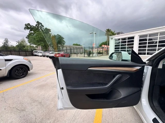 2023 Tesla Model 3 - Image 6 of 8