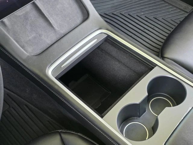 2023 Tesla Model 3 - Image 23 of 31