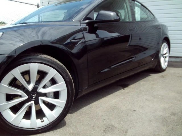 2023 Tesla Model 3 - Image 2 of 21