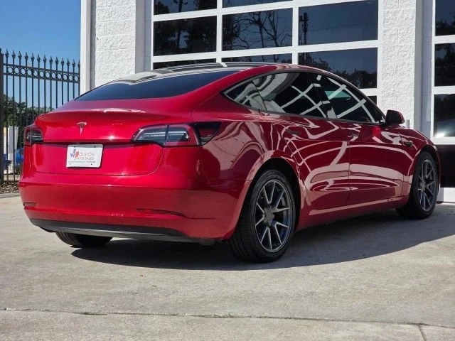 2023 Tesla Model 3 - Image 4 of 21