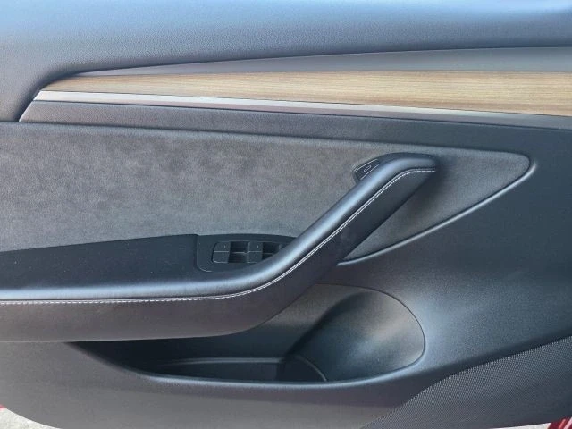 2023 Tesla Model 3 - Image 18 of 21
