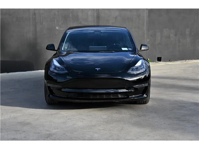 2023 Tesla Model 3 - Image 2 of 21