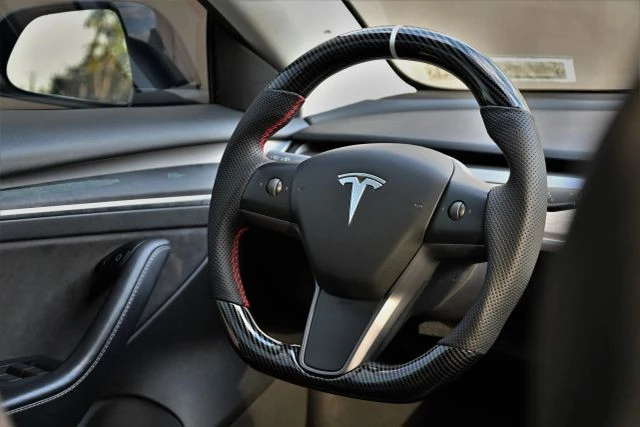 2023 Tesla Model 3 - Image 15 of 21