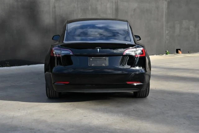 2023 Tesla Model 3 - Image 5 of 21