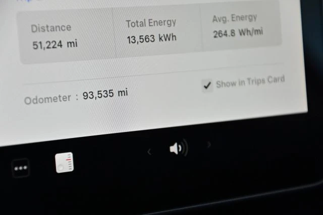 2023 Tesla Model 3 - Image 19 of 21