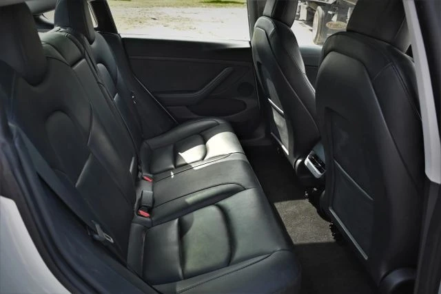 2023 Tesla Model 3 - Image 16 of 18