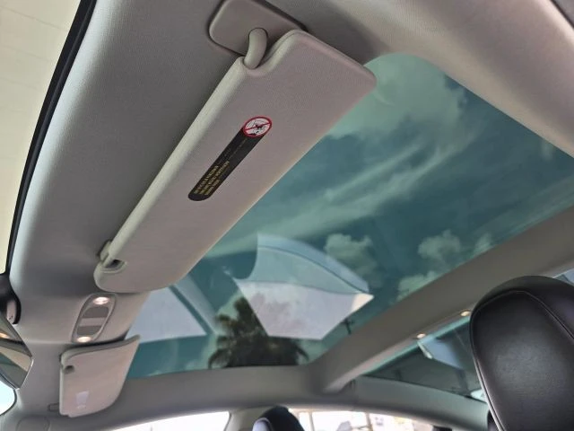 2023 Tesla Model 3 - Image 28 of 31