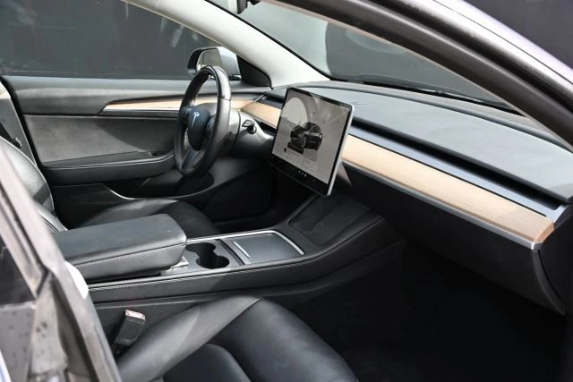 2023 Tesla Model 3 - Image 18 of 21