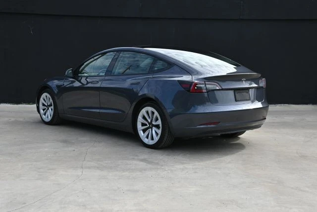 2023 Tesla Model 3 - Image 4 of 21