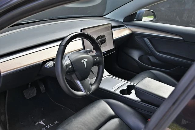 2023 Tesla Model 3 - Image 17 of 21